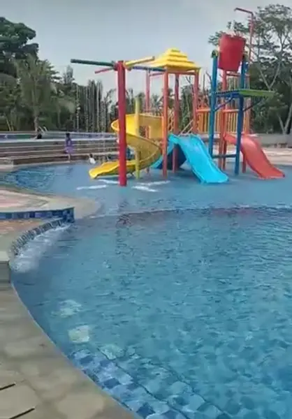 harga pembuatan kolam renang hotel terbaik di Kabupaten Purbalingga